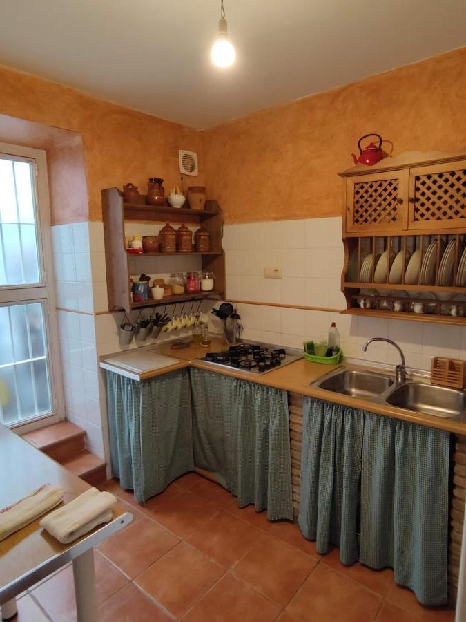 Casa Petra : Bonita Casa Rural En Yunquera المظهر الخارجي الصورة